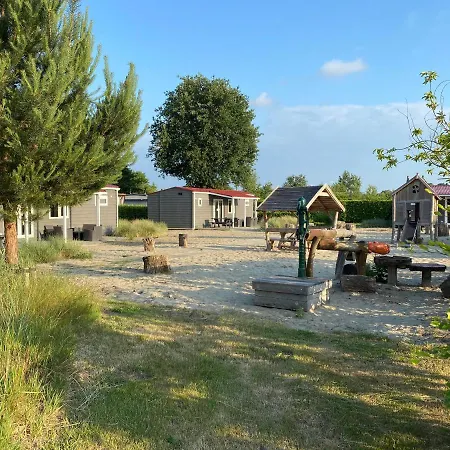 Vakantiepark Duinhoeve 3*
